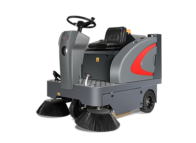 駕駛式掃地機(jī)怎么做才能延長使用壽命？