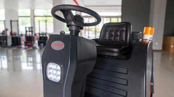 揚(yáng)子洗地機(jī)需要多少錢？